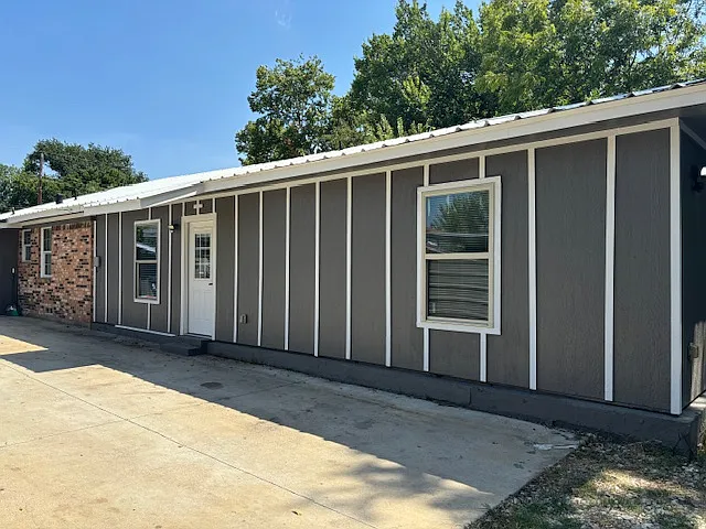 3 bed, 1100 sqft, $1,495 — Photo 1