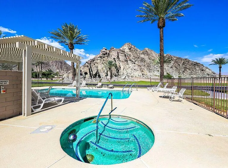 48535 Via Encanto — Photo 12