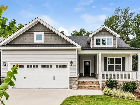 75 Wood Green Dr, Wendell, NC 27591