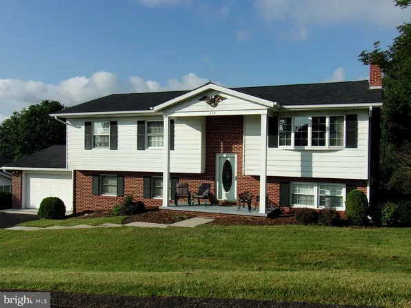 329 Barnard St, Frostburg, MD 21532