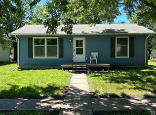 305 Cottonwood St, Emporia, KS 66801