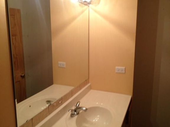 4th image of 1116 S New Wilke Rd #2-205