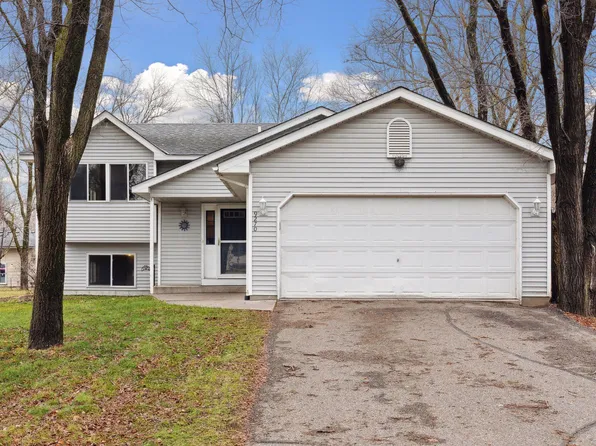 9270 Ryan Pl, Lexington, MN 55014