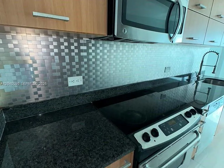 350 S Miami Ave #3115 — Photo 15