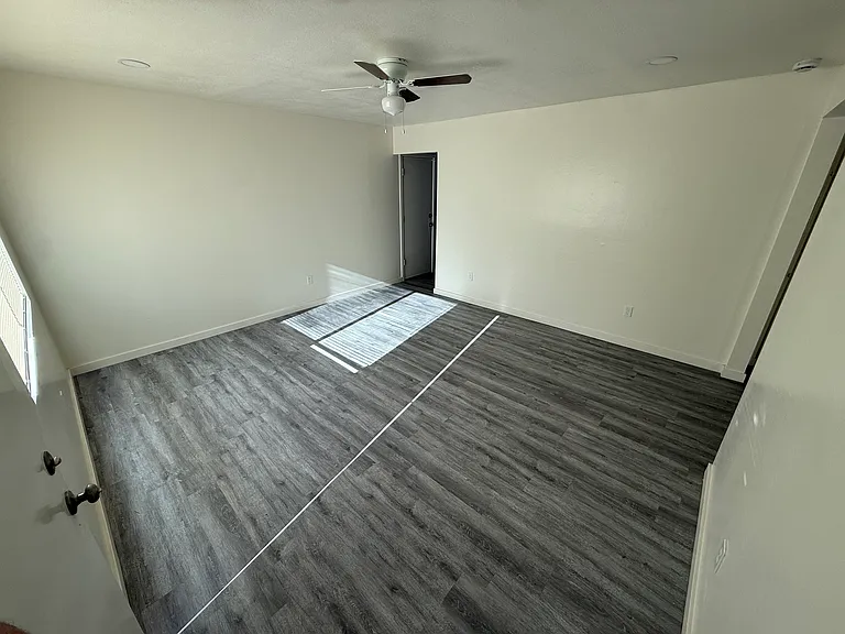 4812 Summertree Ln #B — Photo 5