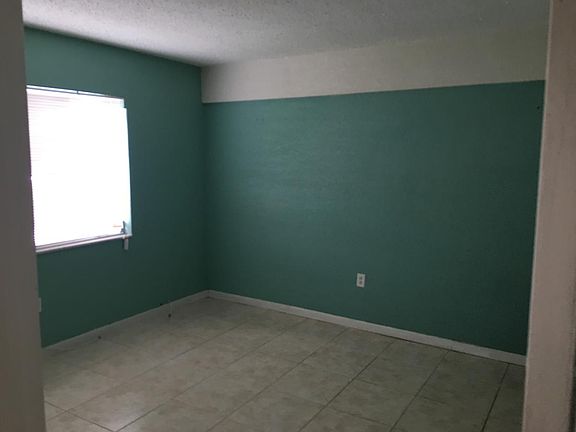 5th image of 1821 NE 168th St APT C3