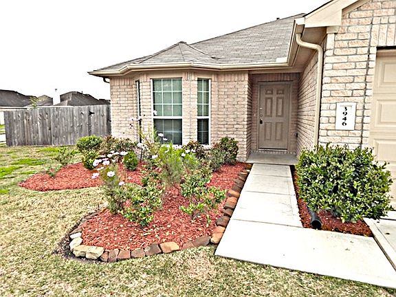 2nd image of 3946 Hawthorn Glen Ct