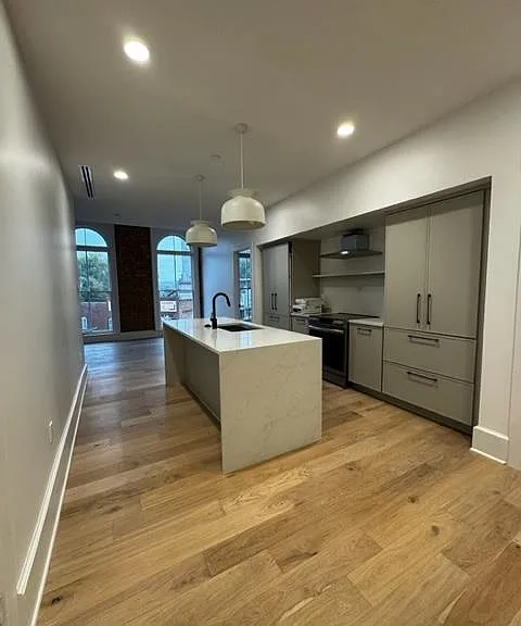 136 Main St #104 — Photo 4