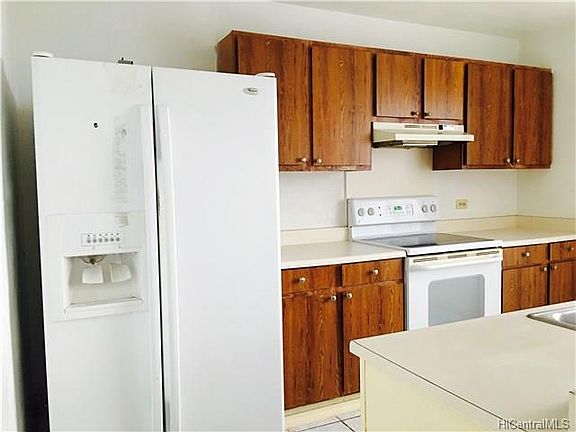 2nd image of 92-1140 Panana St APT 201