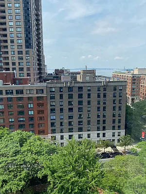 Rented by Compass | media 3