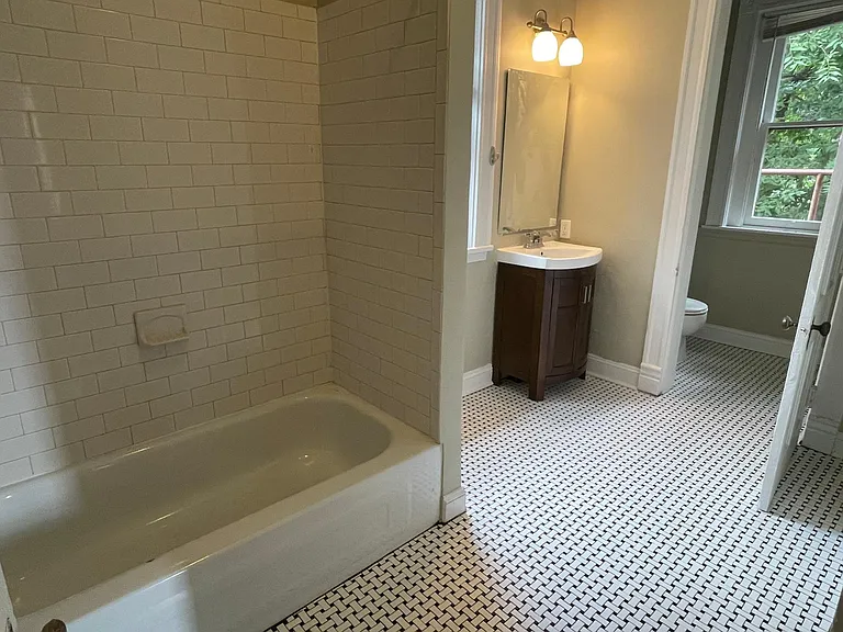211 Haldeman Ave #4 — Photo 12