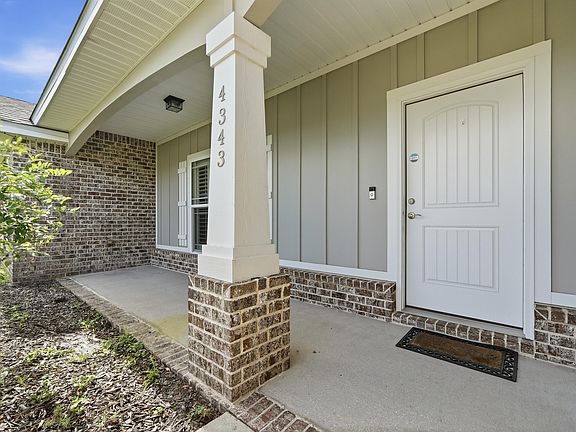 5th image of 4343 Lorraine Ct