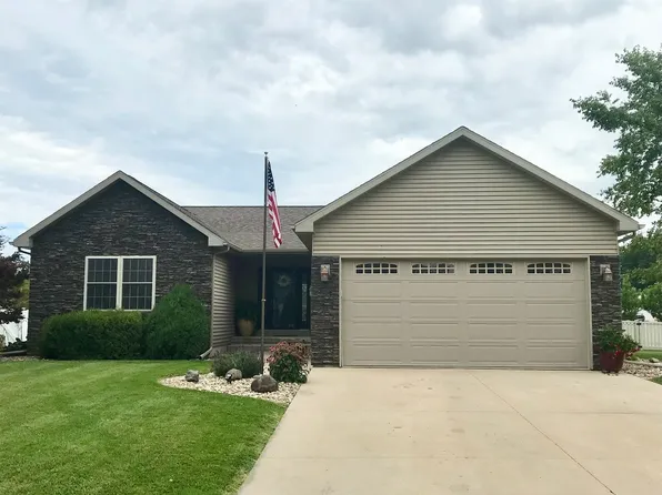 537 Woodland Dr, Princeton, IL 61356