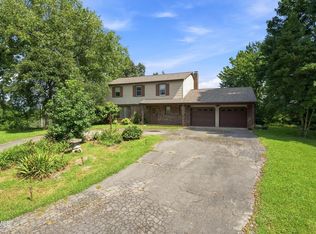 251 S Summer Sound Rd, Piney Flats, TN 37686