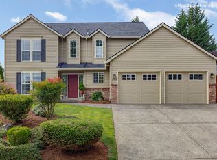 2348 NE Estate Dr, Hillsboro, OR