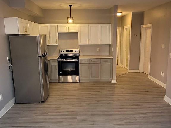 5th image of 183 Renwick St #1