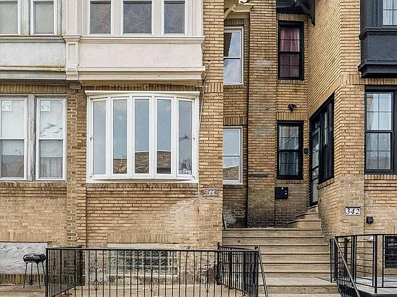 3rd image of 344 E Sheldon St