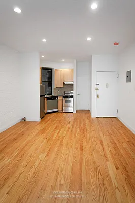 Rented by Copperwood Real Estate | media 14