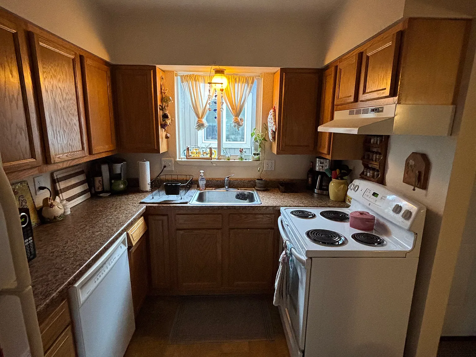 2 bed, $1,595 — Photo 2