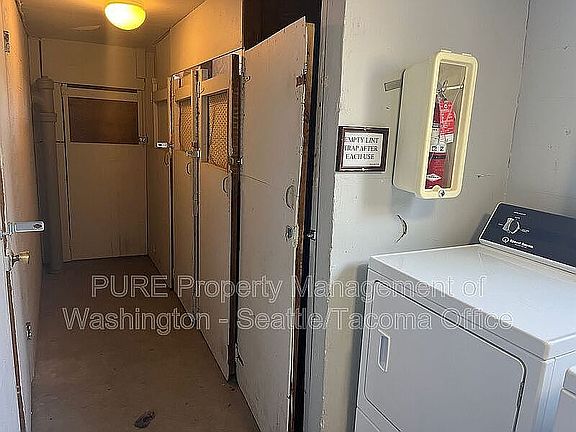 3rd image of 421 SW Ambaum Blvd APT 103