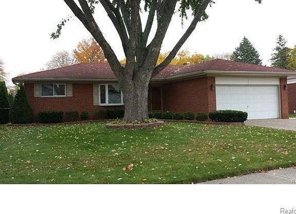 2nd image of 29530 Van Laan Dr