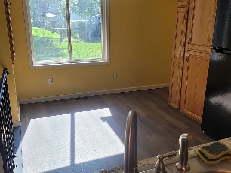 Eat-in Kitchen area