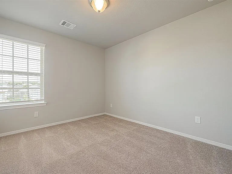 20033 Tuft Canyon Ct — Photo 32