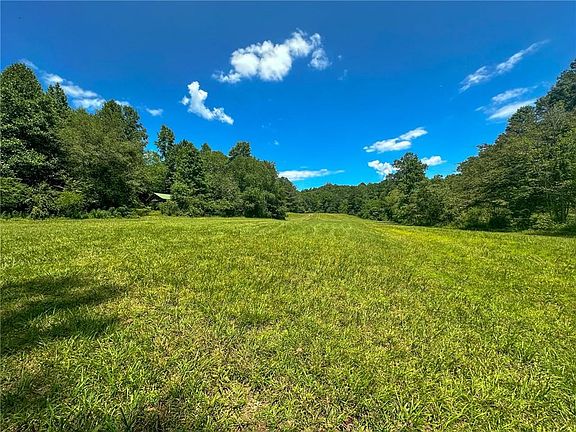 3rd image of 2044 Stillwell Rd #44AC