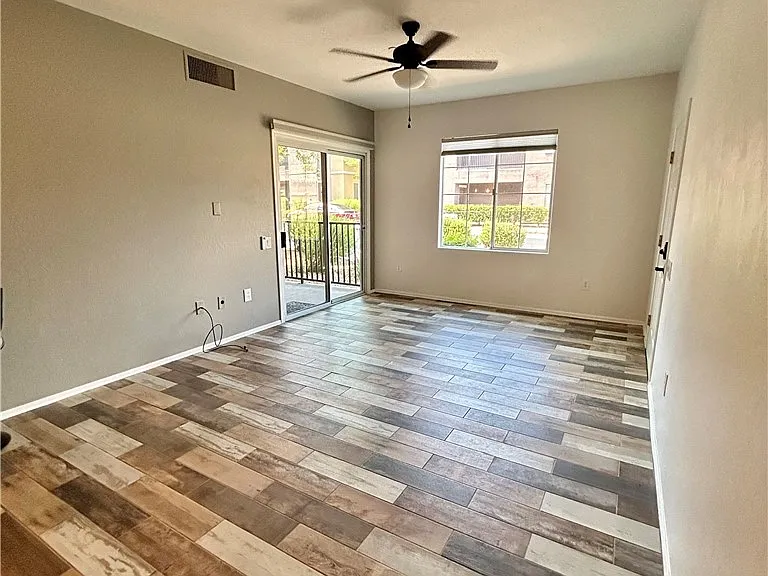 6868 Sky Pointe Dr #1047 — Photo 5