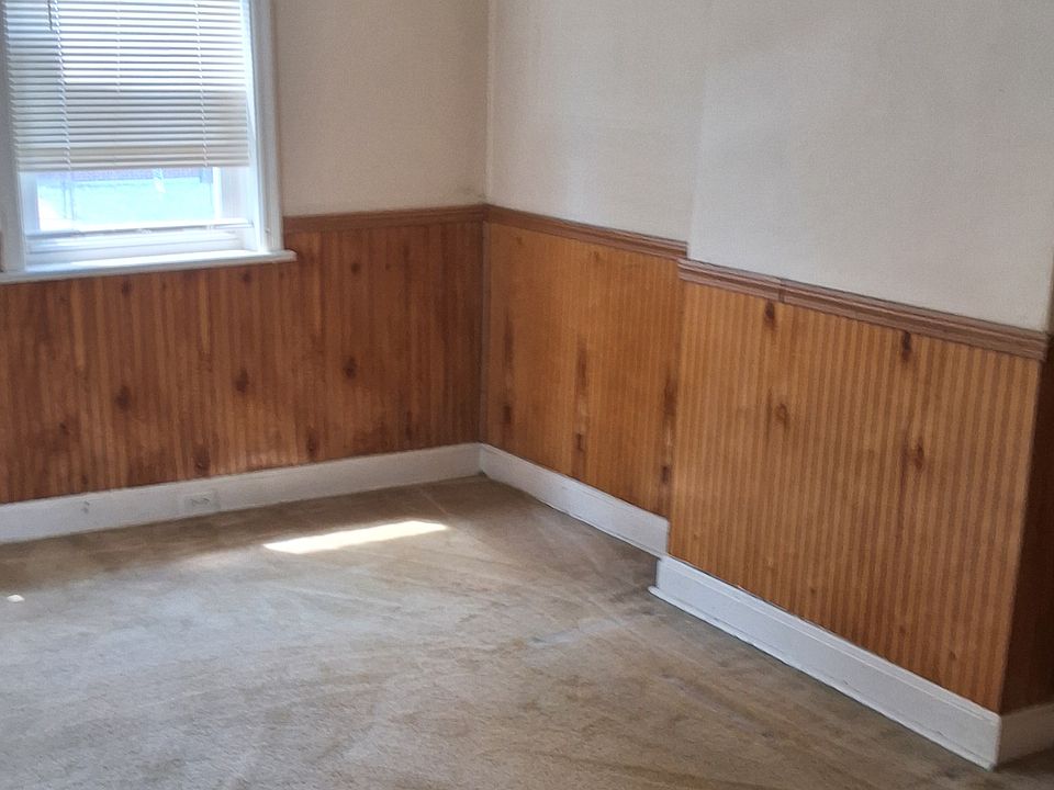 2nd image of 2019 Chippewa St