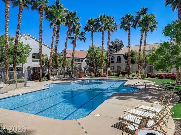 700 Carnegie St APT 3214, Henderson, NV 89052