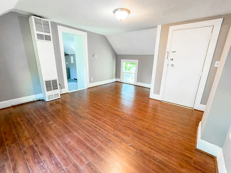1710 Market St — Photo 7