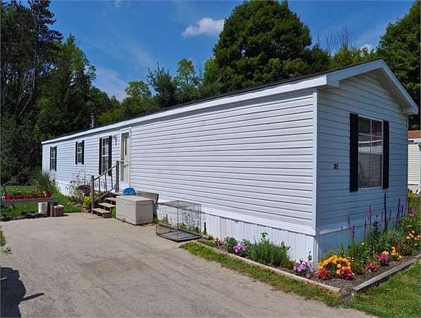 1st image of 32 Myers Ln