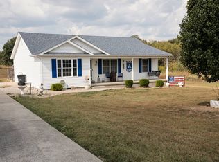 973 Spencer Hamilton Rd, Loretto, KY 40037