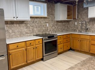 2035 Marquette St, Davenport, IA 52804