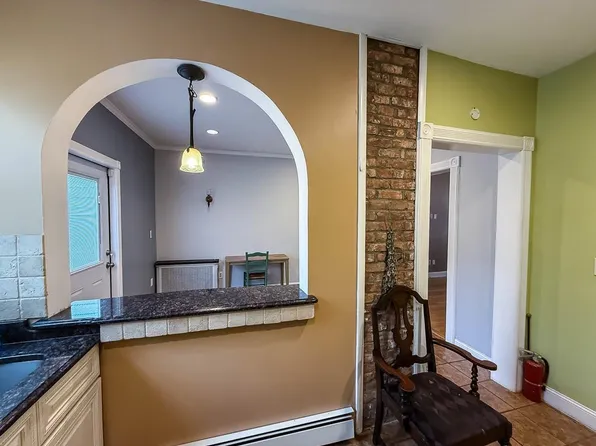 125 Poplar Street image 20 of 44