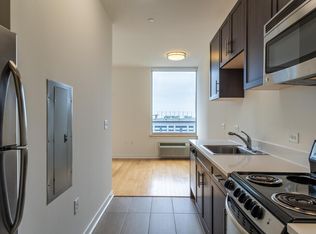 28 Park View Ave #TOWNHOUSE A06, Jersey City, NJ 07302