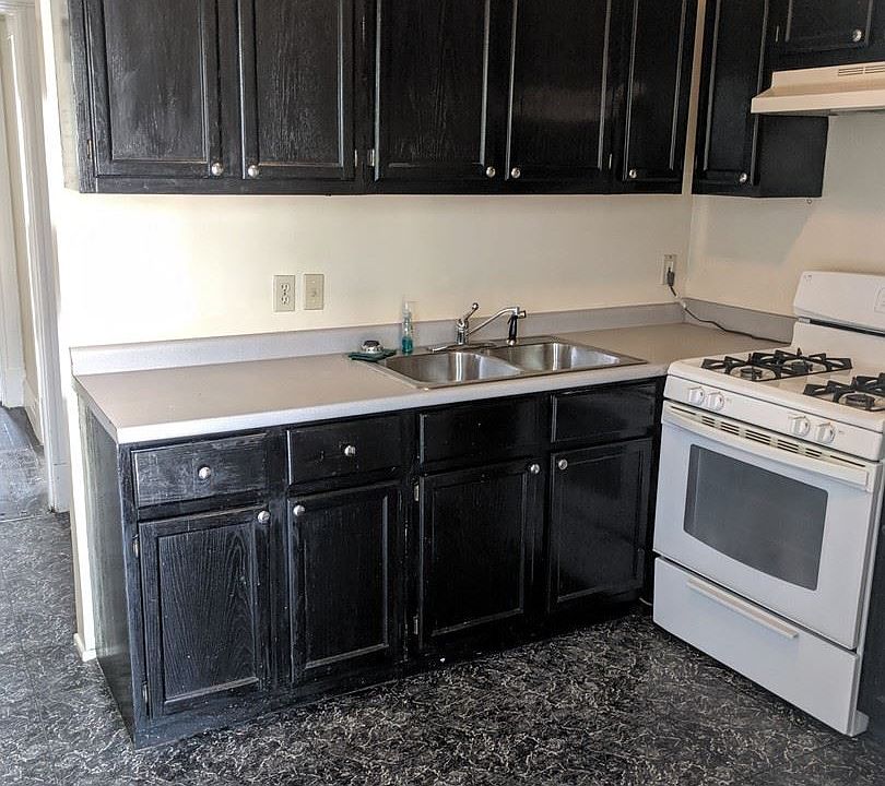 1st image of 3317 Humphrey St Floor 2