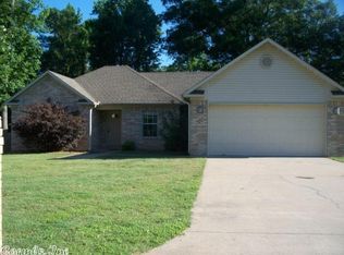 32 Shamsie Dr, Ward, AR 72176