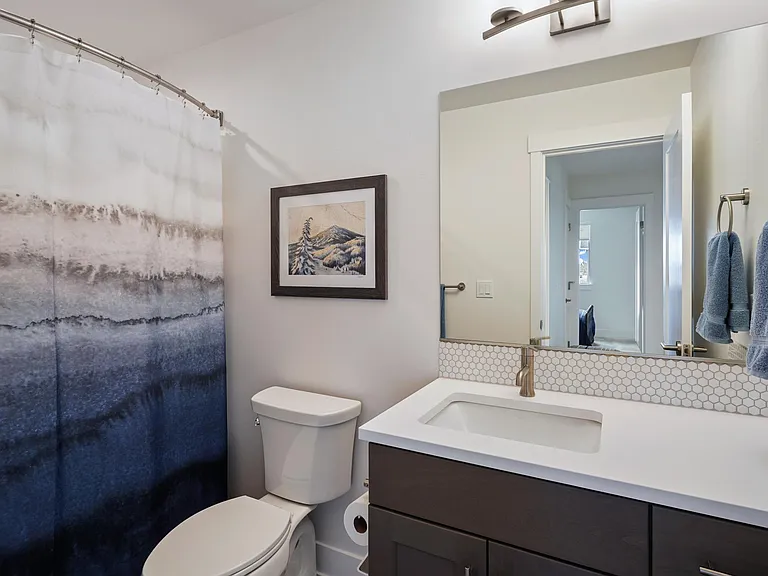 3718 NE Petrosa Ave — Photo 19
