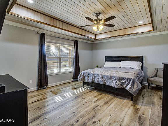 5th image of 1229 Paige Way