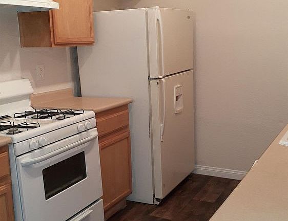 4th image of 3571 Desert Cliff St Unit 104