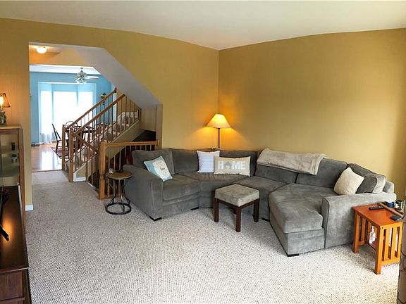 3rd image of 3 Carla Ln