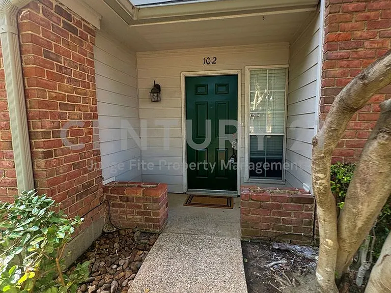 4050 Frankford Rd #102 — Photo 2