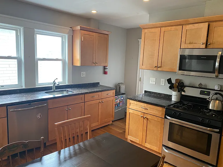 66 Frederick Ave #2 — Photo 8