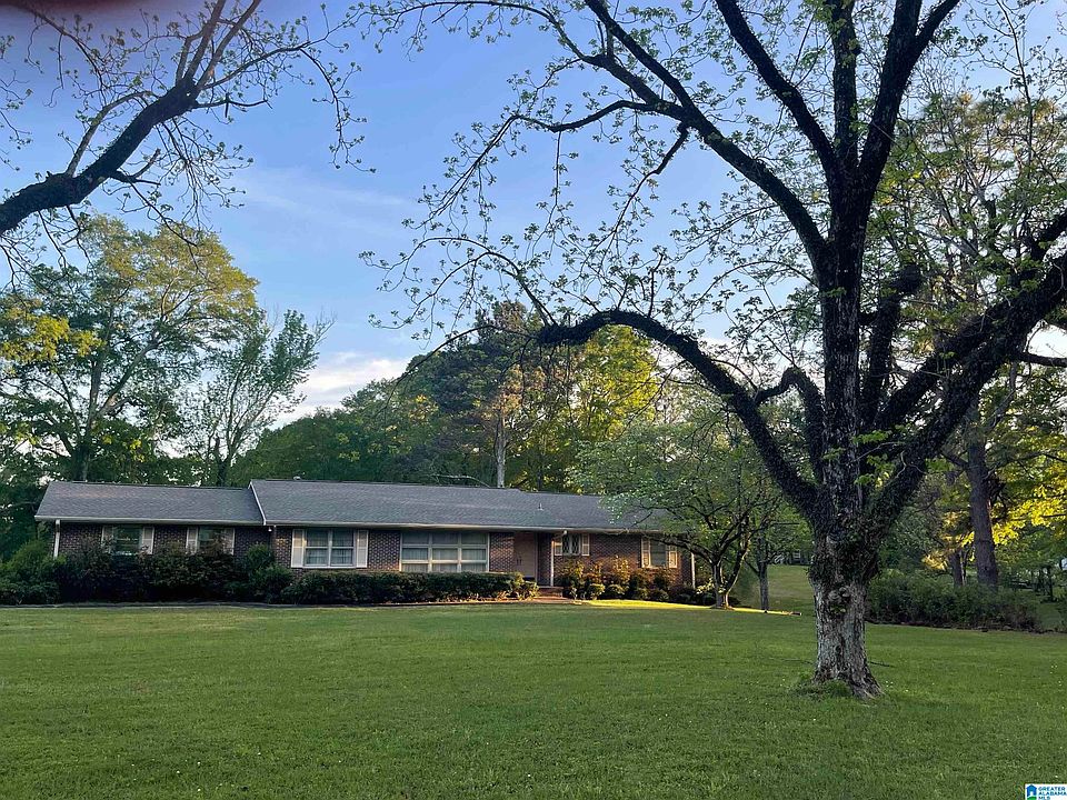 2nd image of 208 Pinedale Dr