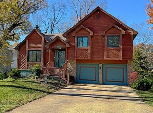 8050 Swarner St, Lenexa, KS 66219