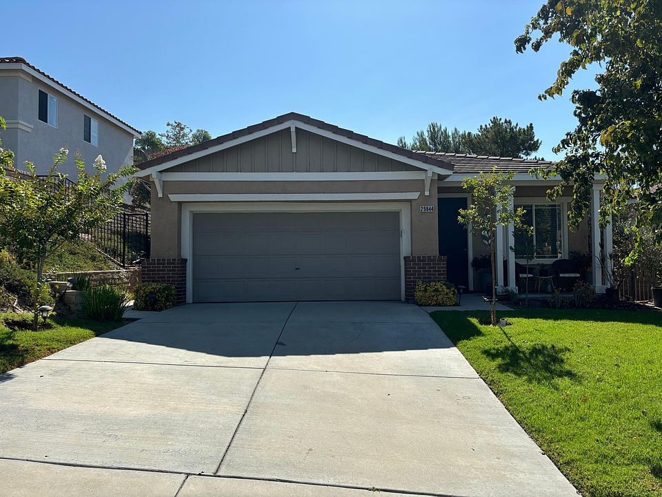 1st image of 29844 Cambridge Ave
