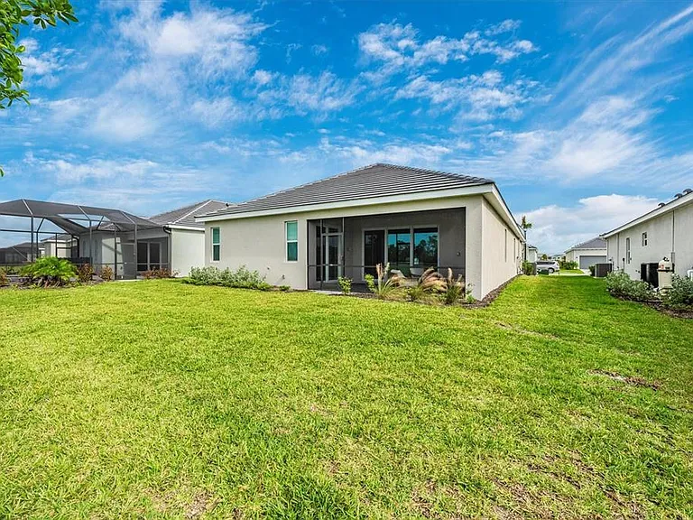 17617 Santorini Ct — Photo 46