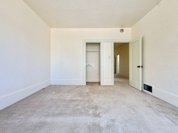 5th image of 1843 Egbert Ave